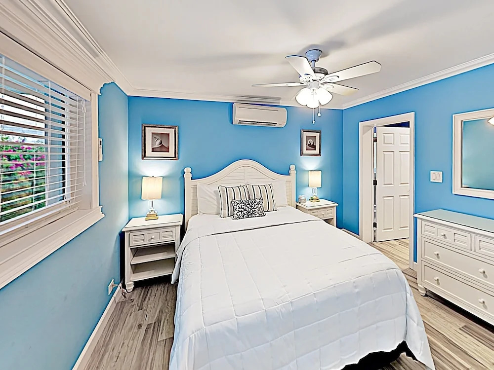 261 11th St Home