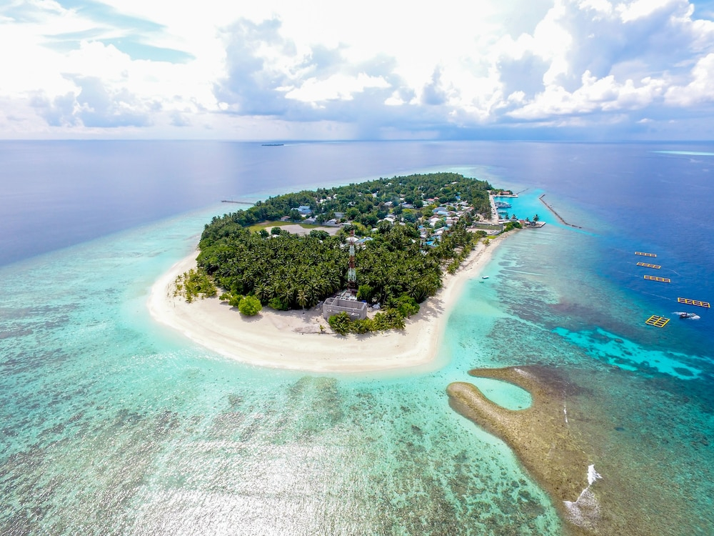 Отель Kuri Beach View Inn