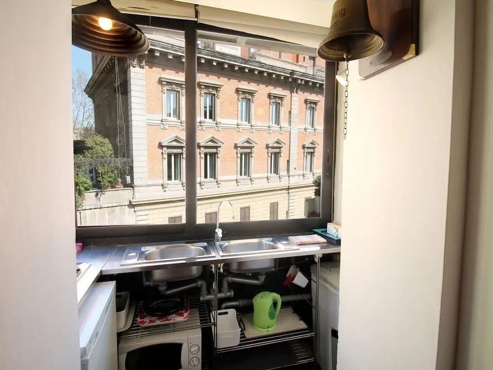 Charming Bright Penthouse in Trastevere