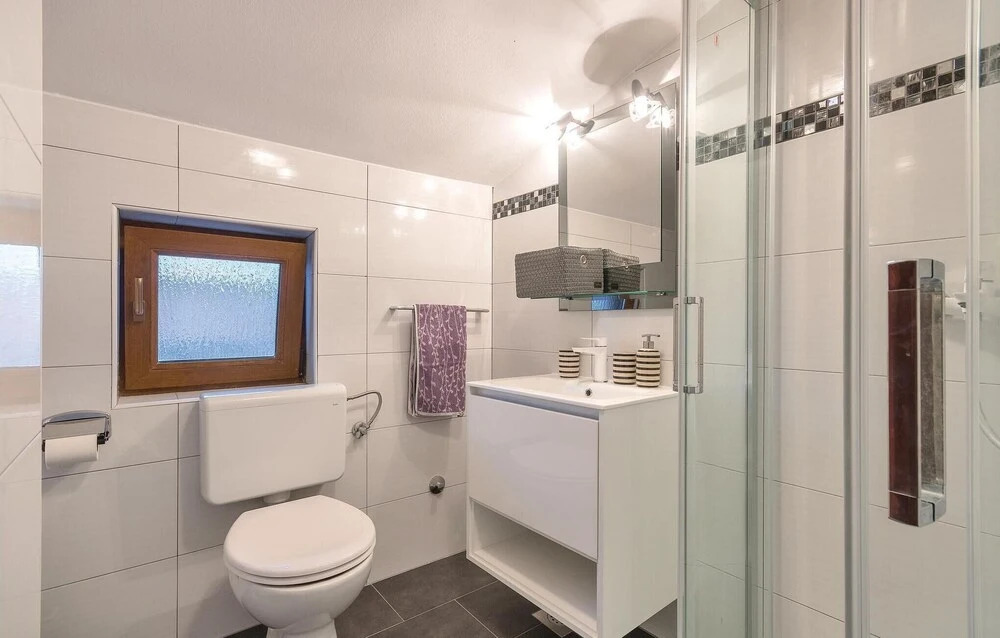 Beautiful Home in Pula With Wifi and 2 Bedrooms