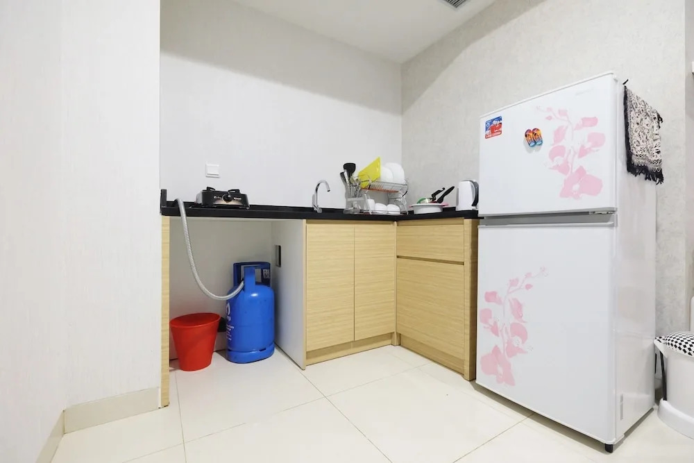 Elegant The Mansion Apartment near Kemayoran