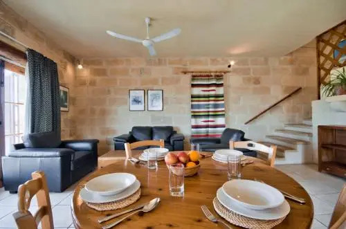 Farmhouse Lewza