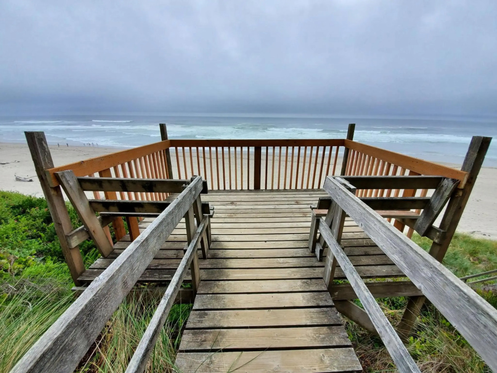 Surfland Hotel