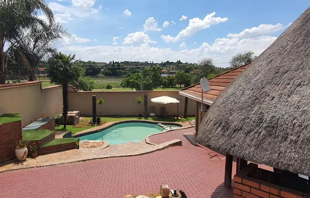 LANGA S COZY GUESTHOUSE