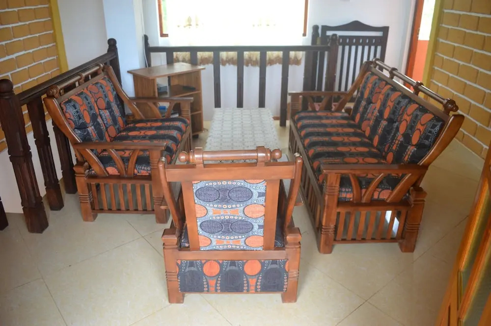 Shyni Tourist Guesthouse