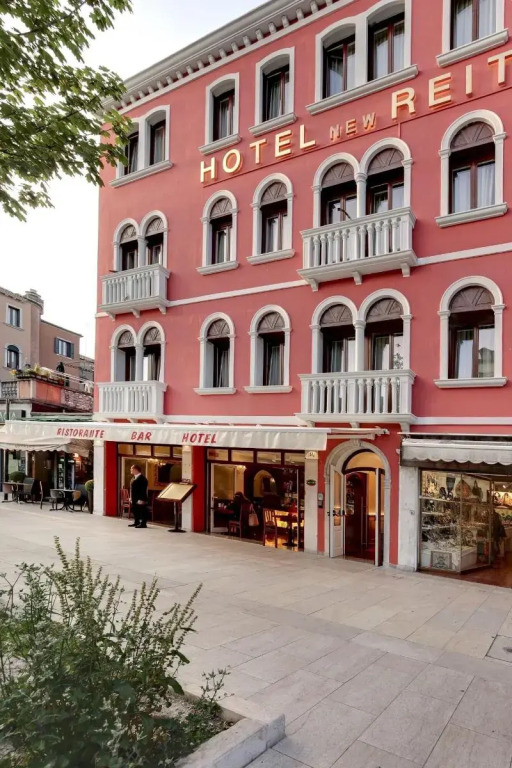 New Reiter Hotel