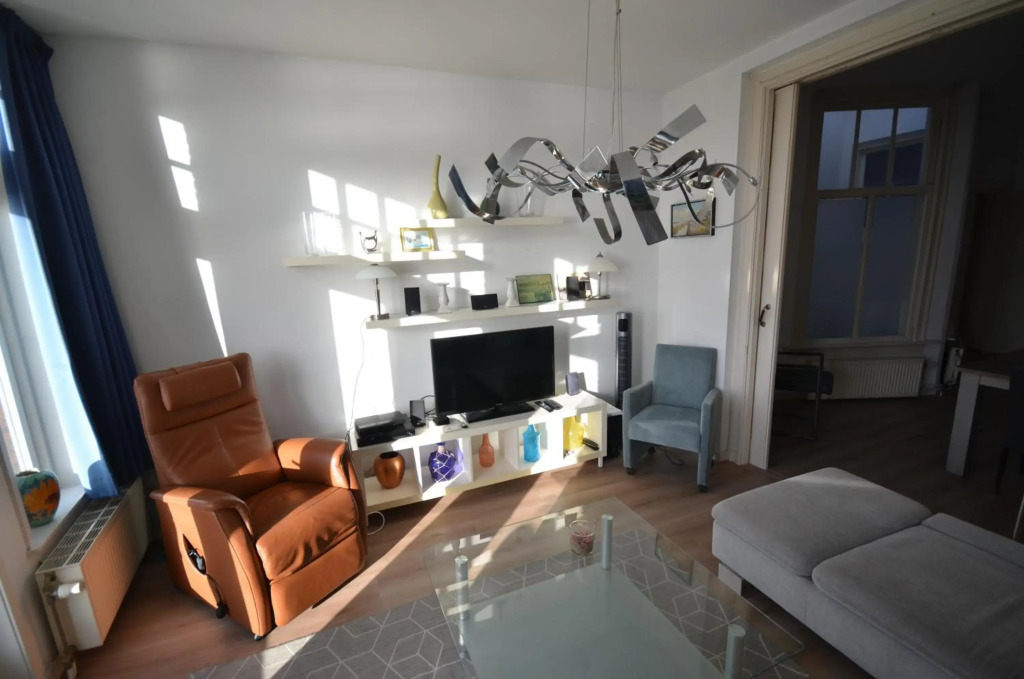 Fraai appartement direct aan zee op toplocatie.