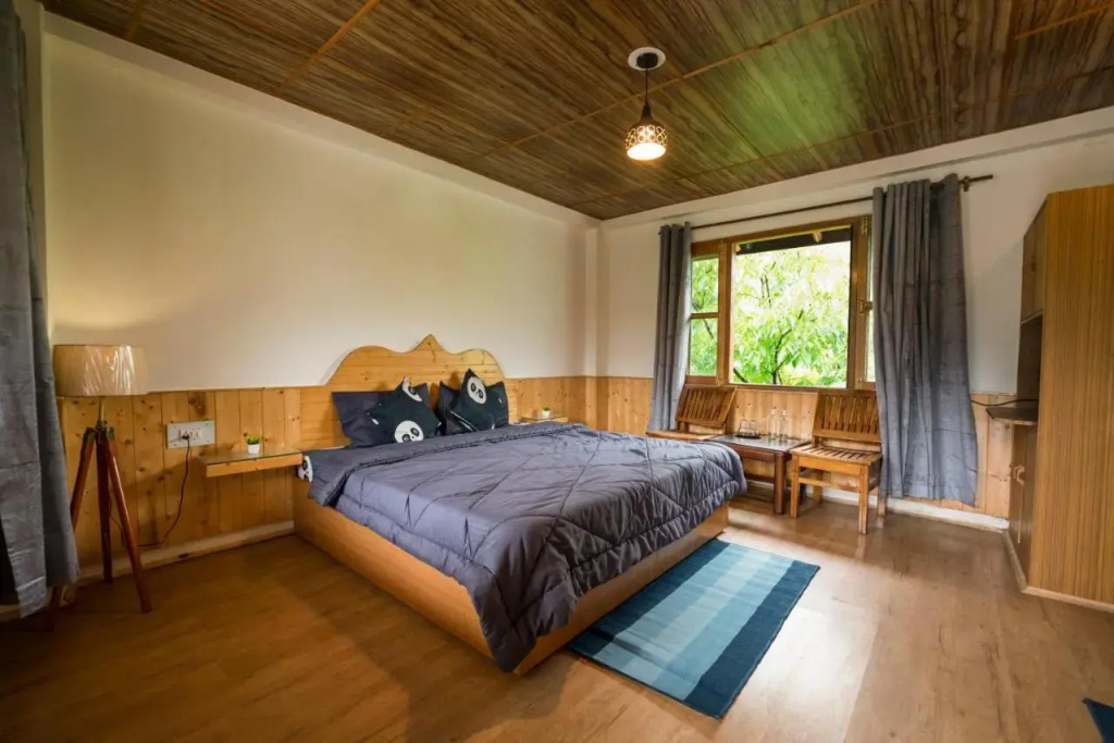 One Light Hostel