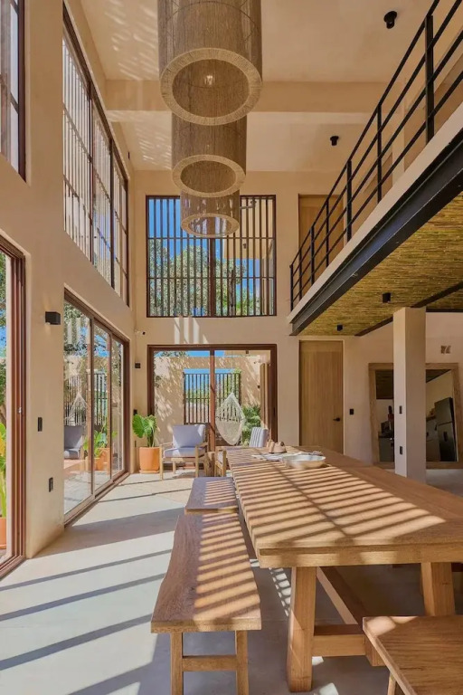 Casa Cambria