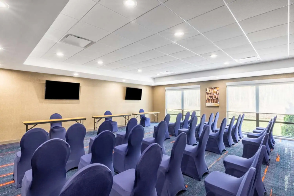 Hampton Inn & Suites By Hilton Benton Harbor