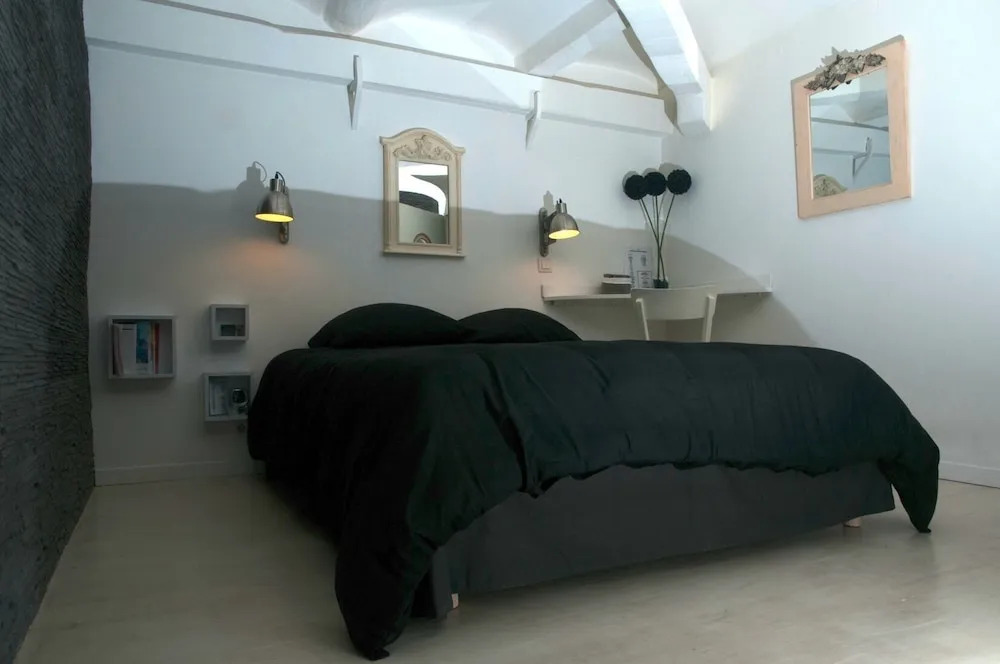 Marseillecity - Loft Side Room