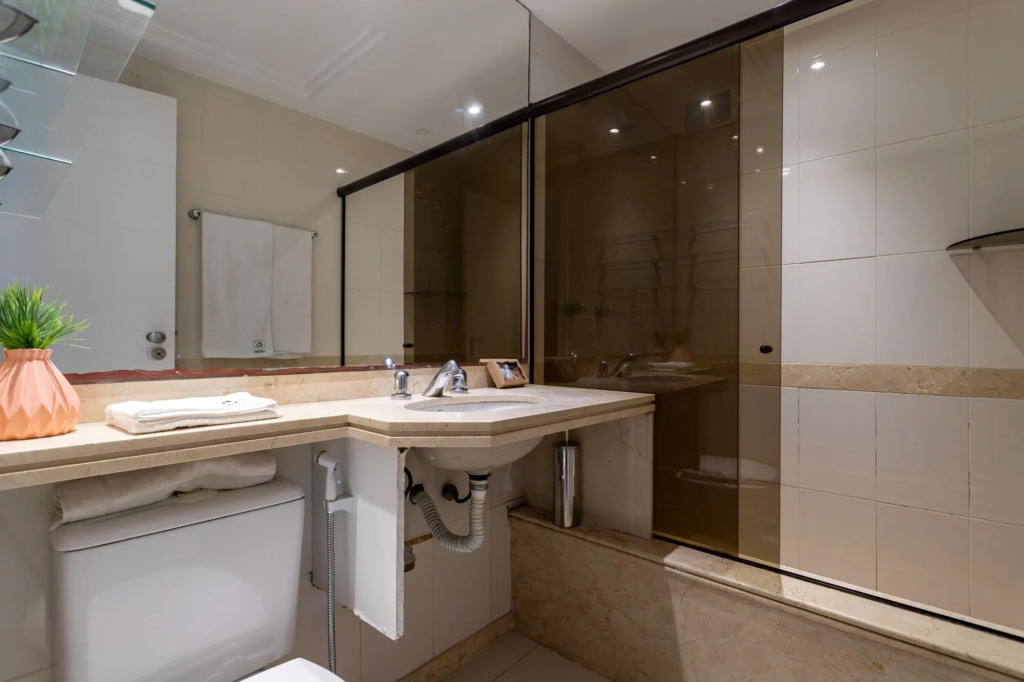 Pineapples LC2207 | Coverage in Barra da Tijuca
