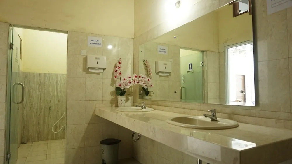 Satya Graha Hotel