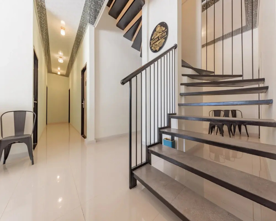 RedDoorz Plus near RSUD Gunung Jati Cirebon