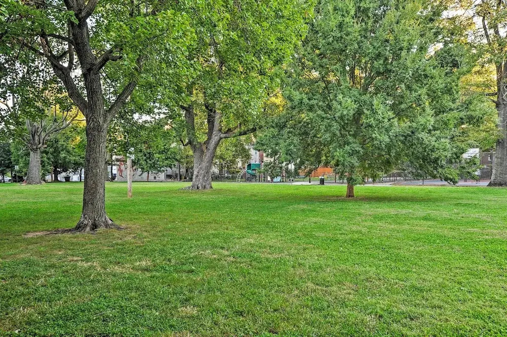 Chic Baltimore Apartment: 2 Mi to Downtown!
