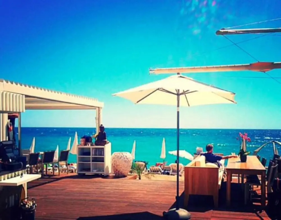 Cannes, Relaxation and Comfort Just a Stones Throw From La Croisette, Beaches, Restaurants