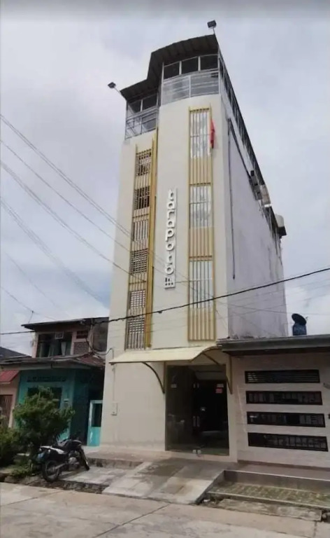 Tarapoto Hostal ***