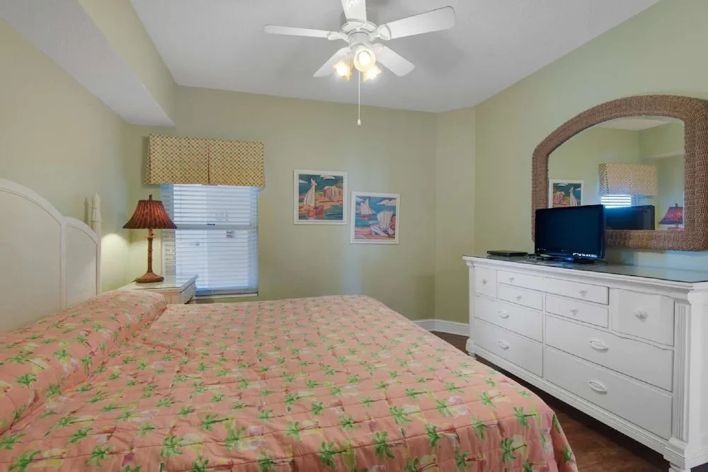 Majestic Beach Resort Tower II, 3 Bedroom Apartment