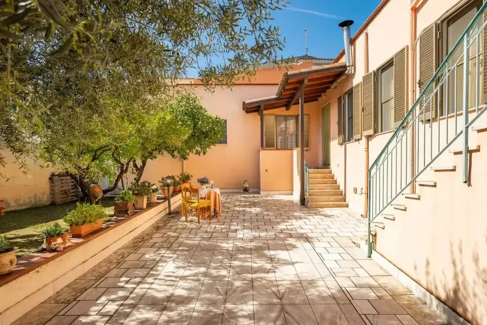 Spacious Three Room Apartment in the Heart of Orosei