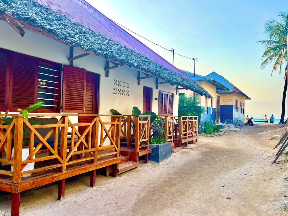 Aluna Beach House Nungwi
