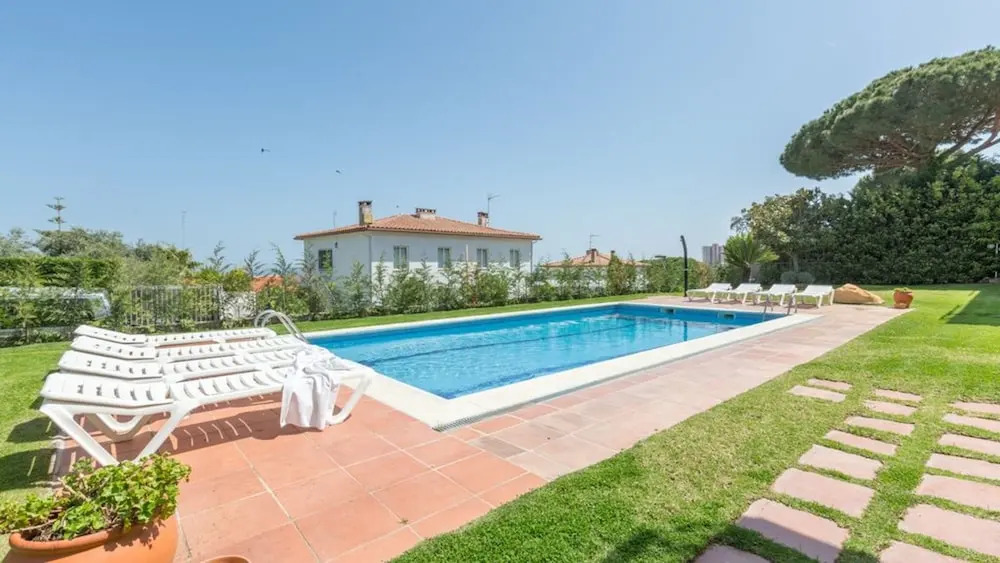 Apartment - 2 Bedrooms with Pool - 107156