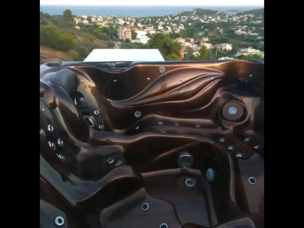 3 Jaccuzi Airport House - Airport Transfer Available