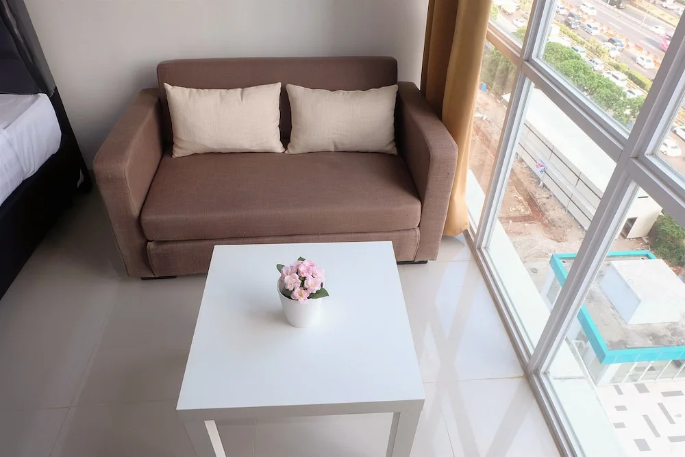 Fully Furnished Studio Apartment Near MT Haryono And Halim