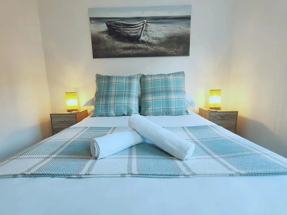 Stunning Modern Christchurch Town Centre Apartment