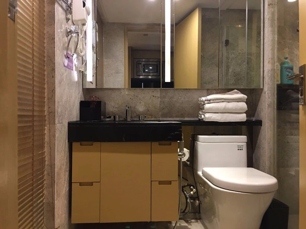 Checkinn Apartment- Poly Zhongda
