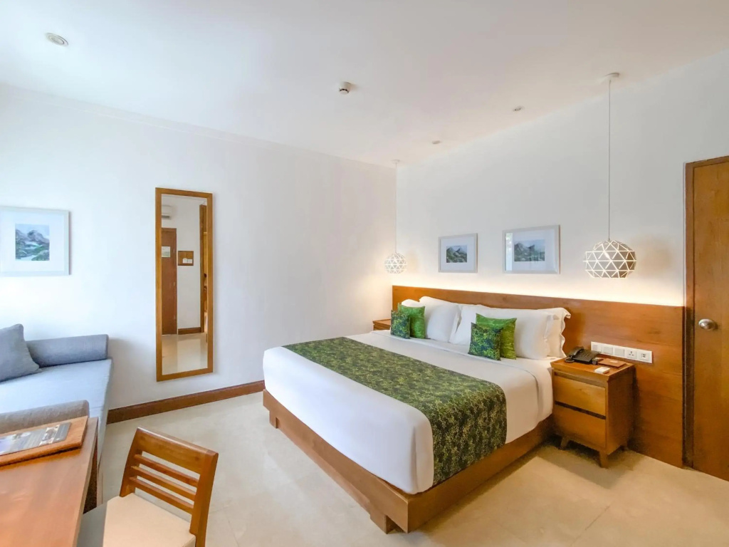 Candi Beach Resort & Spa