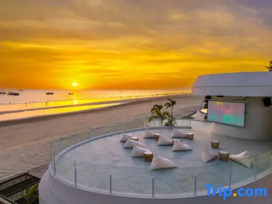 Haven Tide Resort