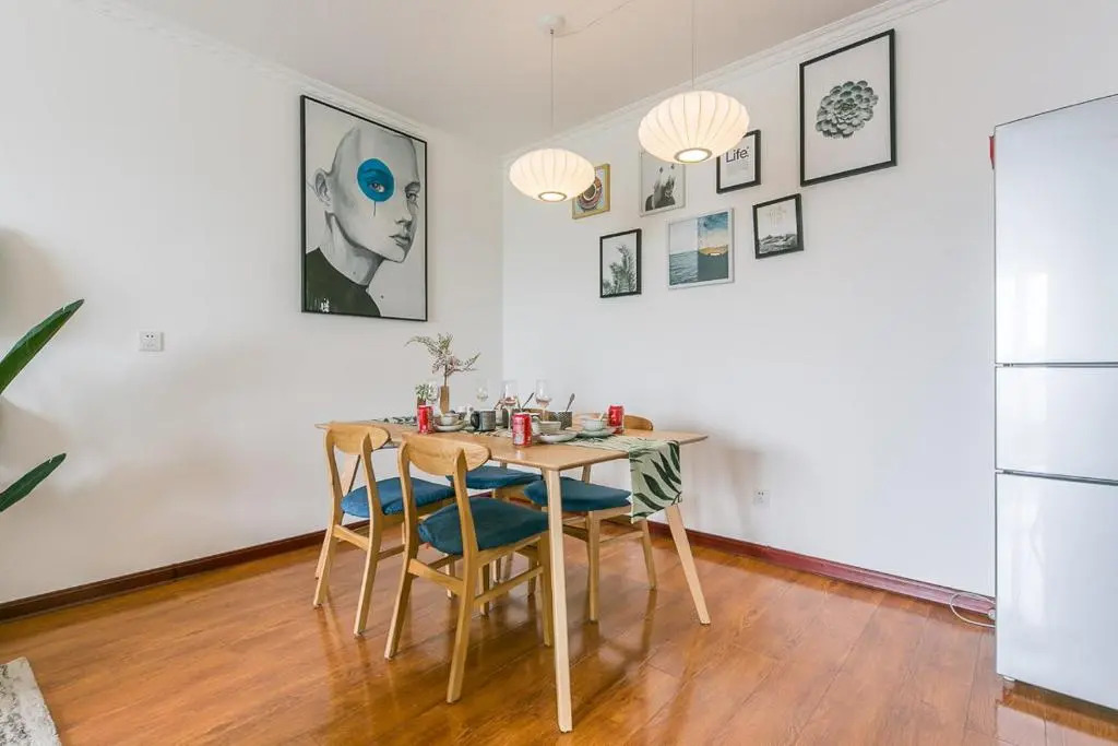 Xi’an NewTown·North Passenger Station· Locals Apartment 00125860
