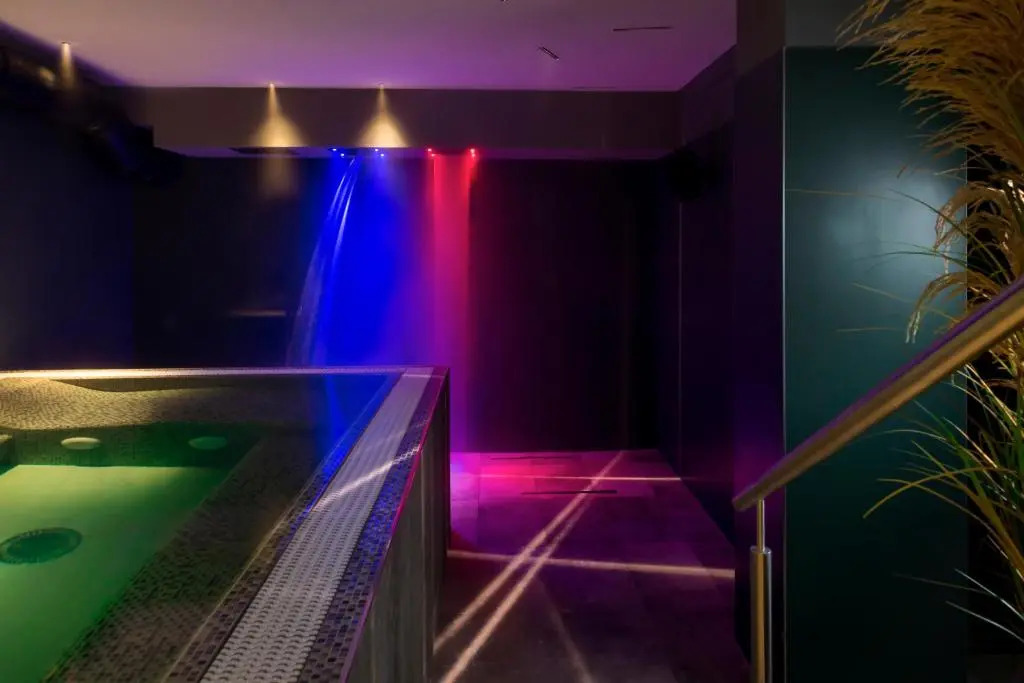 Coast Hotel & Spa