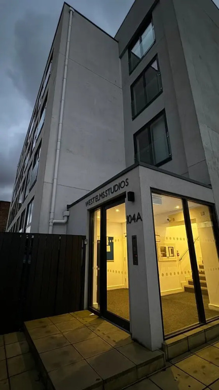Boutique-style Apartment Near Central London