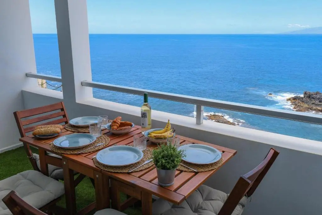 Cosy Sea View Studio FREE WIFI
