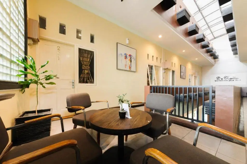 RedDoorz Plus near Universitas Sumatera Utara