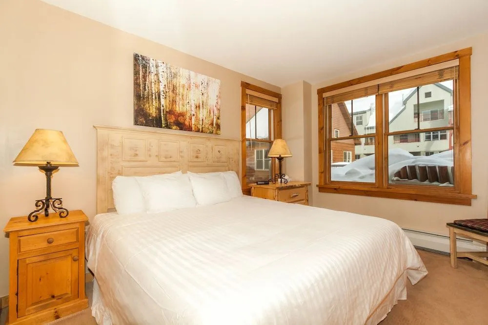 Buffalo Lodge #8375 - 3 Br Condo