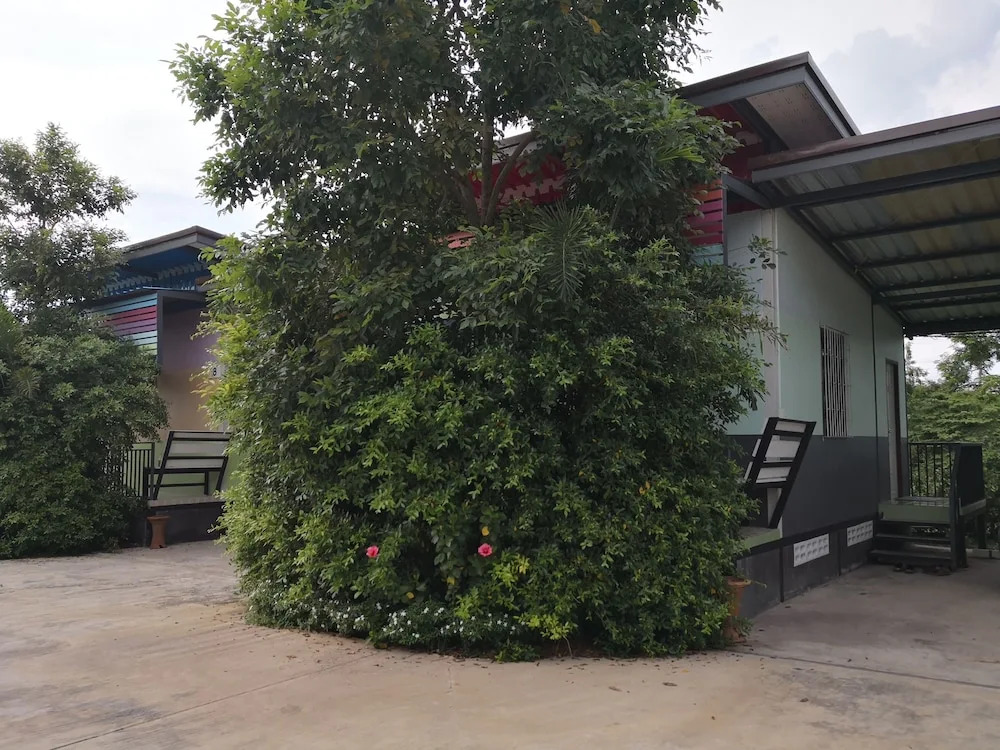 Sam Cee Resort