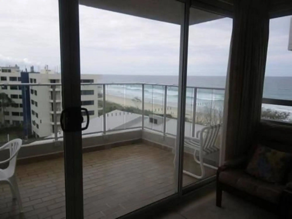 Pacific Surf Absolute Beachfront Apartments