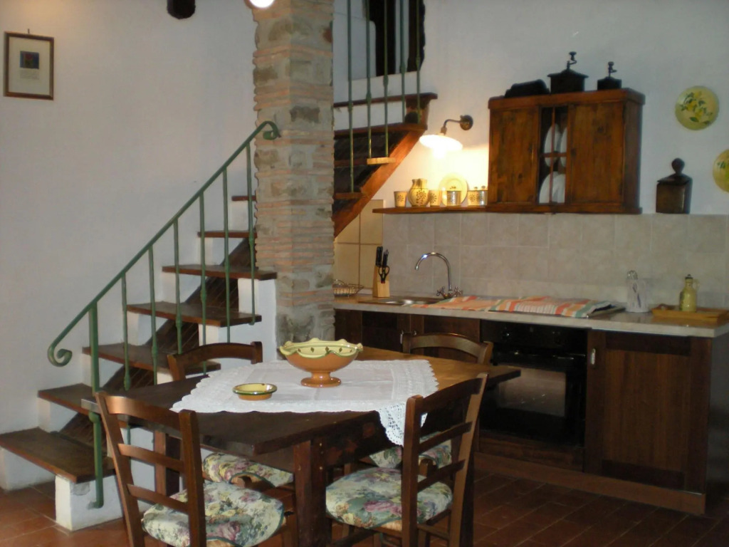 Affordable holiday home with private pool near Cortona-Casa Cortona