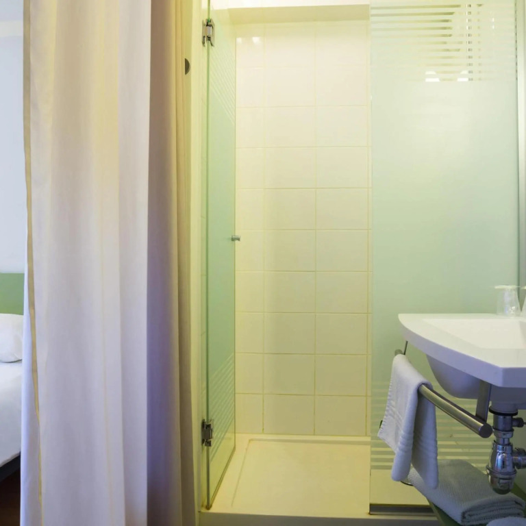 ibis Valence Sud