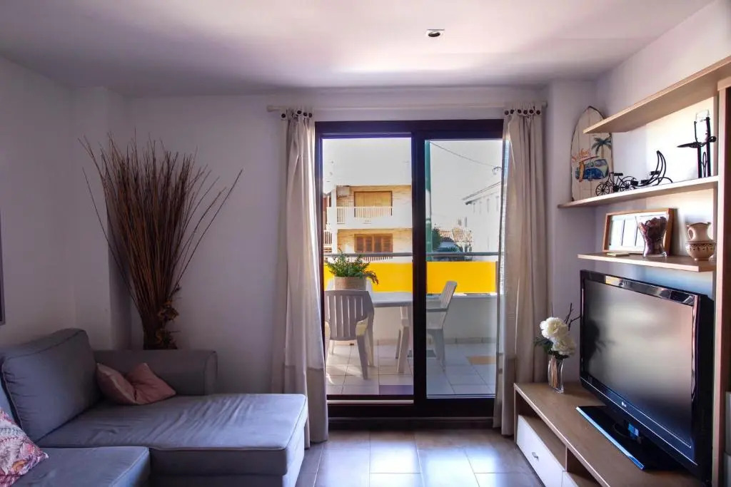 Apartamento a 50 metros de la playa, Luminoso y acogedor