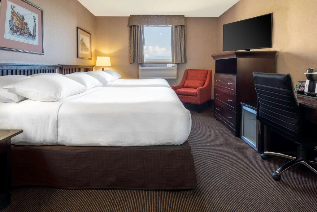 Ramada Limited Vancouver Downtown