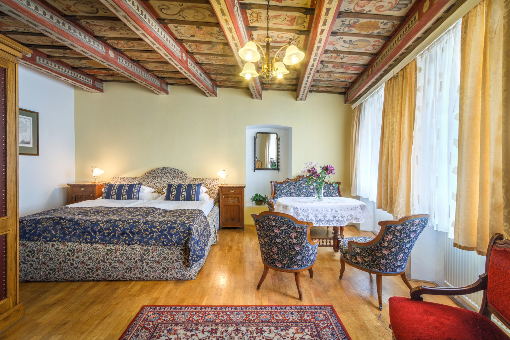 Red Lion Hotel