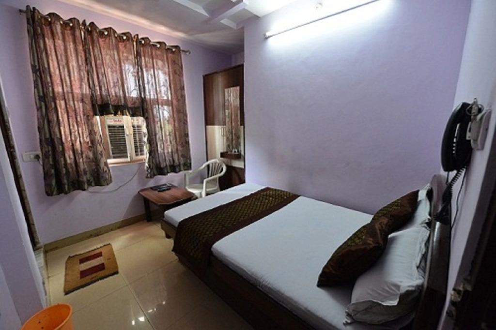 Hotel Mohit Palace