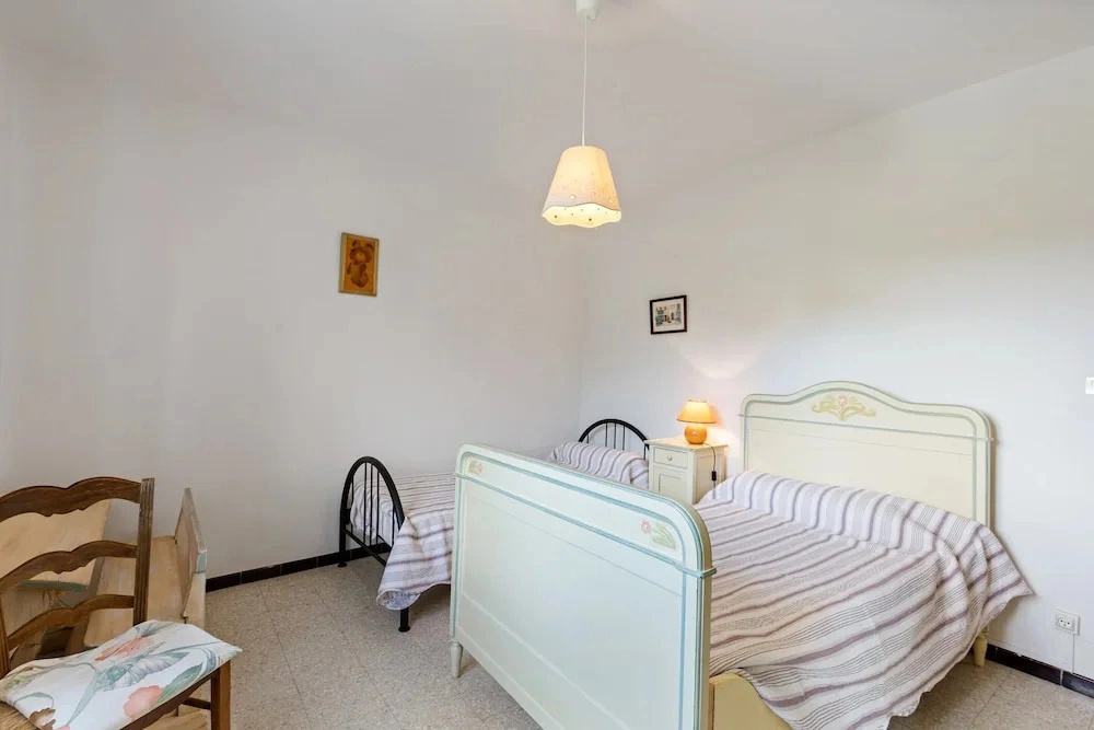 Flat in a Beautiful Building With Pool