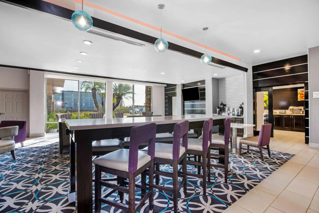 La Quinta by Wyndham Corpus Christi - Portland