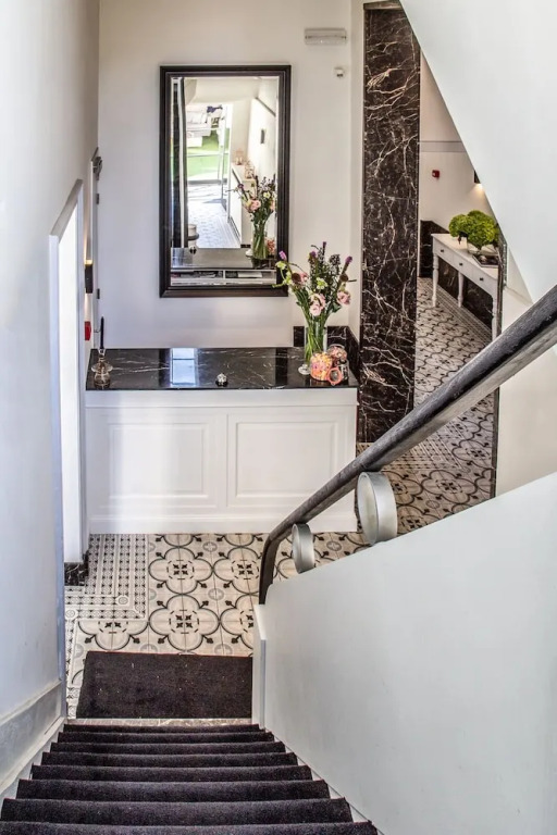 The Hamptons Boutique Hotel