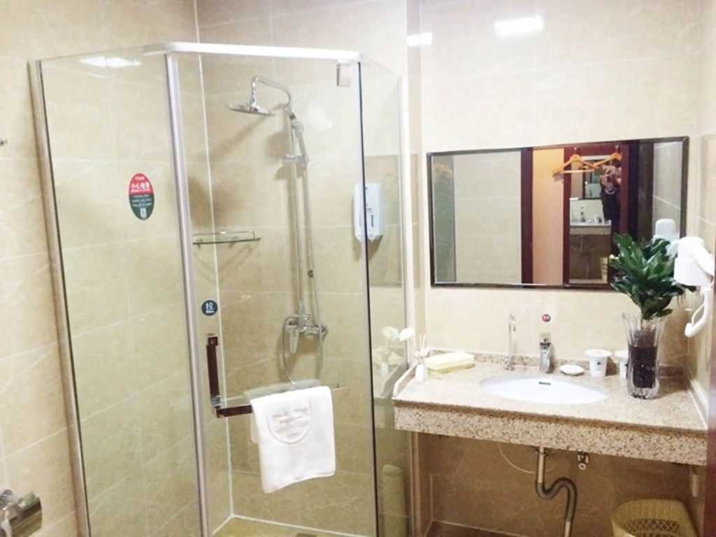 GreenTree Inn Suqian Sihong Passenger Station Zhongyuan Logistics District Hotel