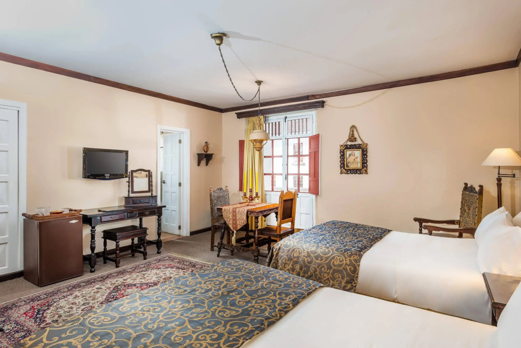 Hotel Dann Monasterio